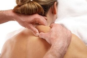 Masaje para la osteocondrosis de la columna cervical