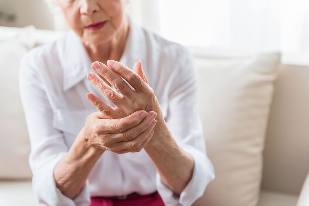 ¿Cómo se manifiesta la artritis 